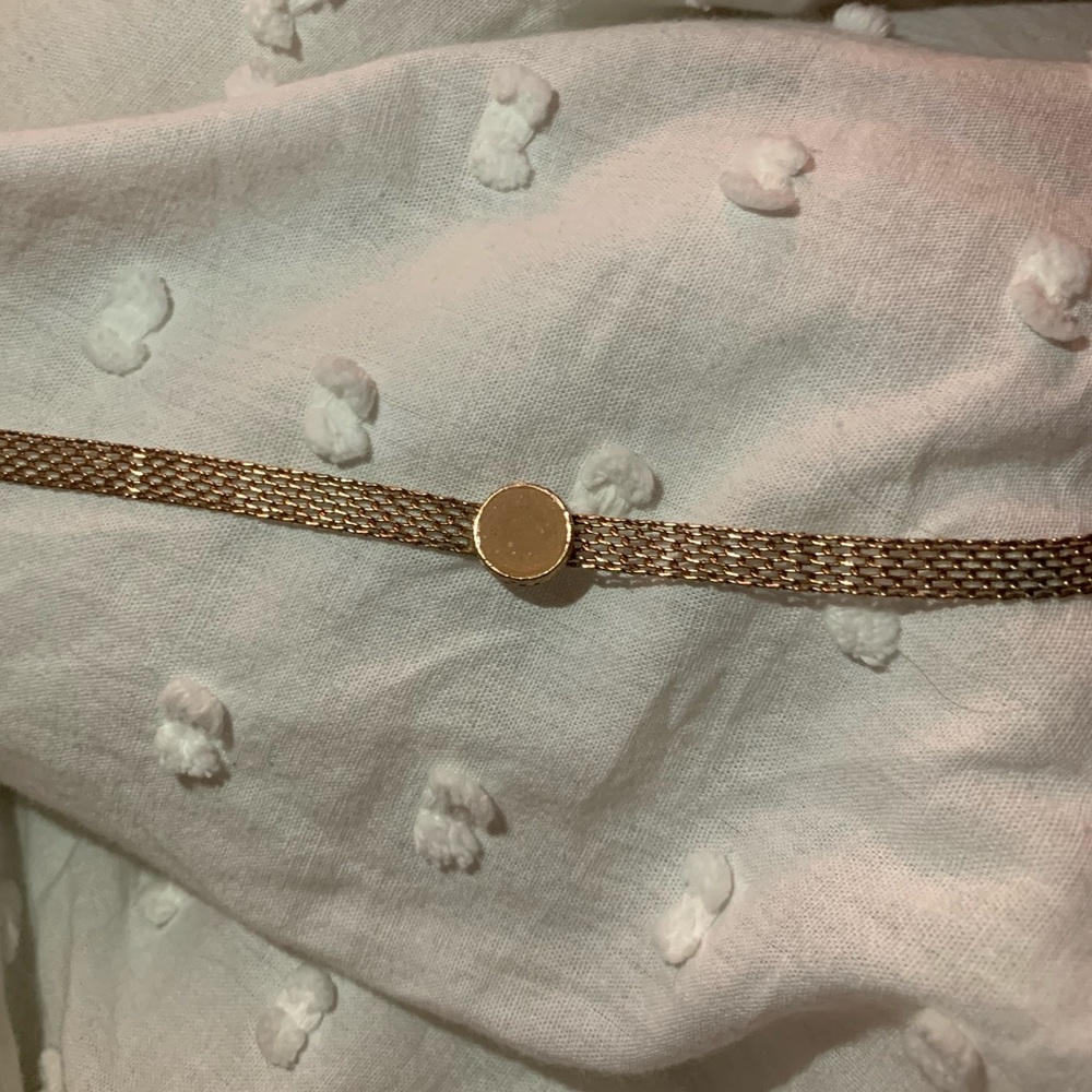 Gold choker